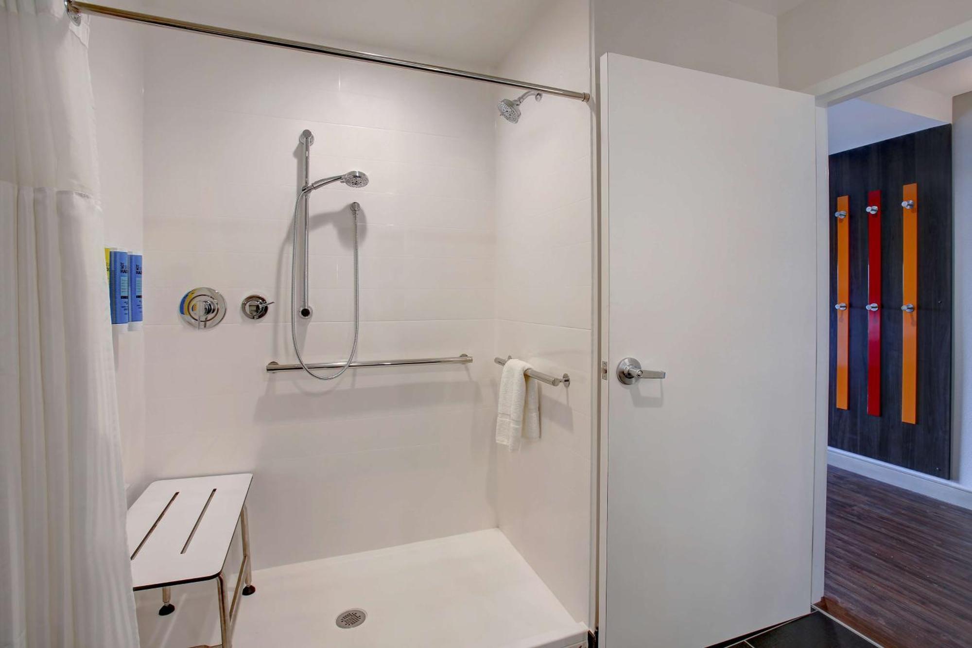 Tru By Hilton Monroe, Oh Hotell Exteriör bild